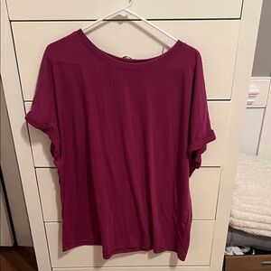 Elegant Magenta Short Sleeve Top
